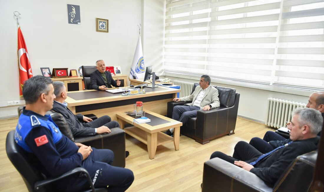 Büyükşehir Ve İlçe Zabıtalarından Ramazan Öncesi Güçlü Koordinasyon Kayseri Büyükşehir Belediyesi ile merkez ilçe belediyelerinin zabıta ekipleri, Ramazan