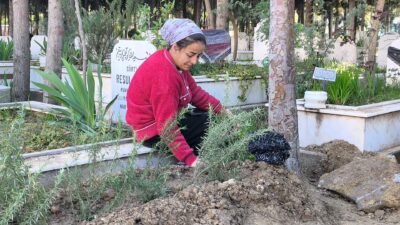 TOPRAĞA VERİLDİ Mersin'de boşanma kademesindeki eşi Selami Aktekin tarafından bıçaklanarak