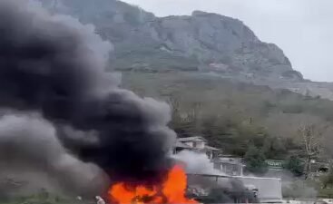 Levent TÜYSÜZ/PAMUKOVA(Sakarya),(DHA) – SAKARYA’nın Pamukova ilçesinde, 2 TIR ile 1