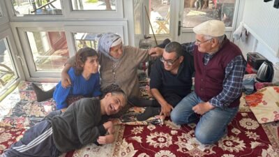 Cavit AKGÜN/MUĞLA, (DHA)- MUĞLA' da yaşayan Duriye (71)-Mustafa Dural (72)