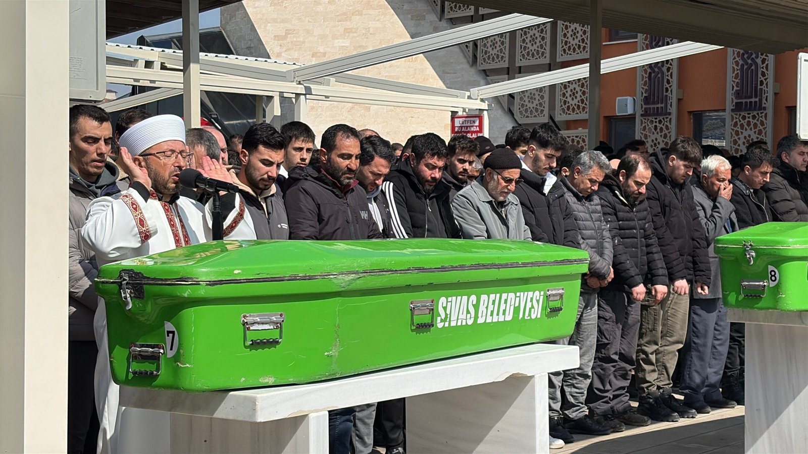 Eraydın AYTEKİN-Hüsnü Ümit AVCI/SİVAS, (DHA)- SİVAS'ta çıkan tartışmada U.B.Y.'nin (15)