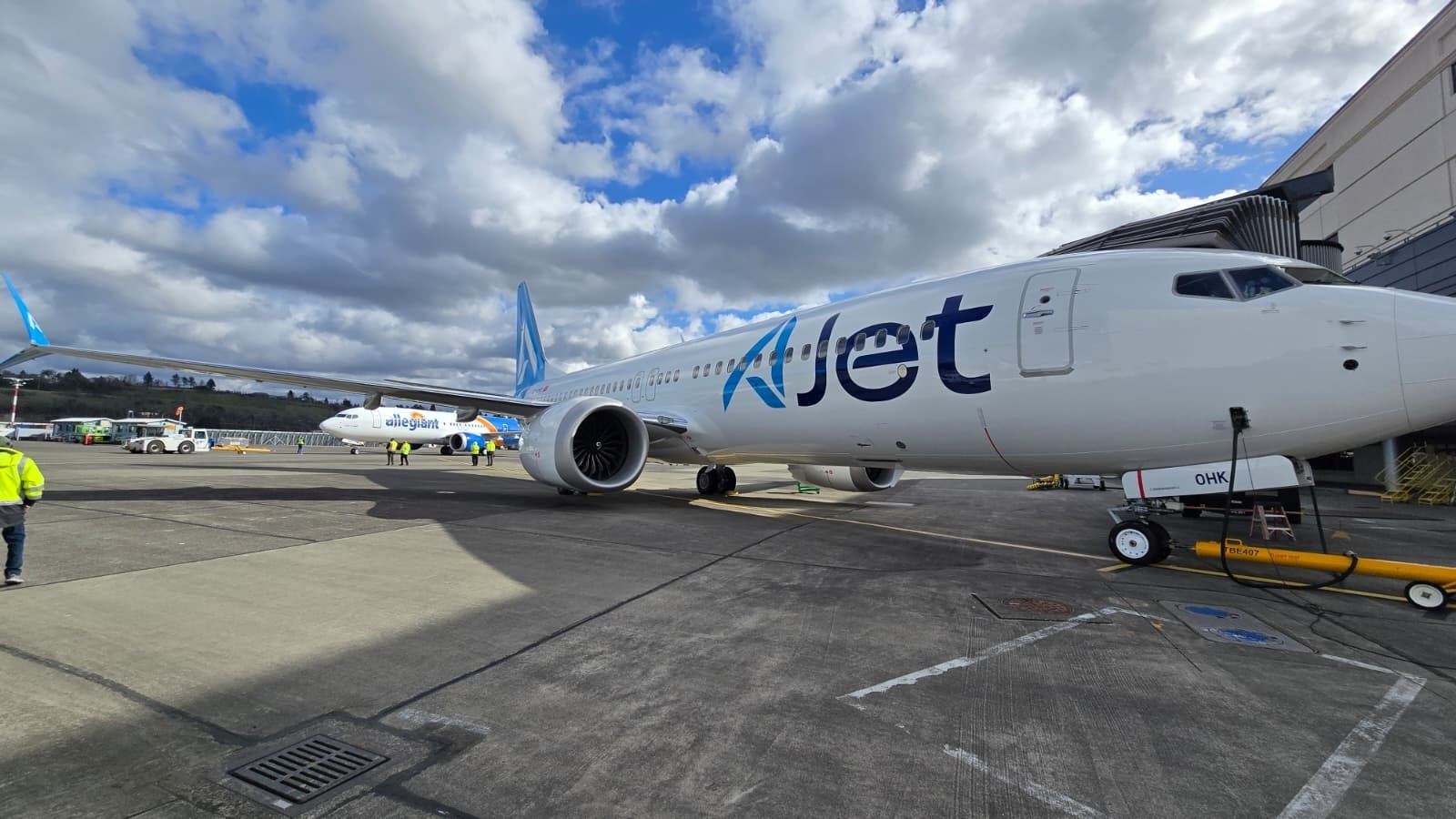 İbrahim YILDIZ/İSTANBUL, (DHA) - AJET, şubat ayında uçak filosuna fabrika