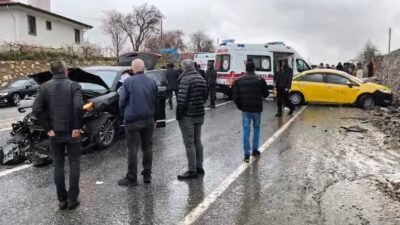 Tekin YALÇINKAYA/ELAZIĞ, (DHA)- ELAZIĞ’da bayramlaşma ziyareti için Keban ilçesine giden