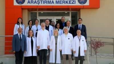 İrem BAŞDAŞ/ANTALYA, (DHA)- AKDENİZ Üniversitesi’nde (AÜ) kanser tedavisinde kullanılan ileri