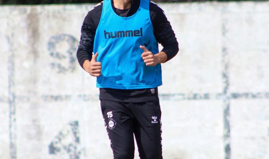 Mustafa KÖPRÜLÜ / İZMİR, (DHA)- 3'üncü Lig 4'üncü Grup'ta pazar