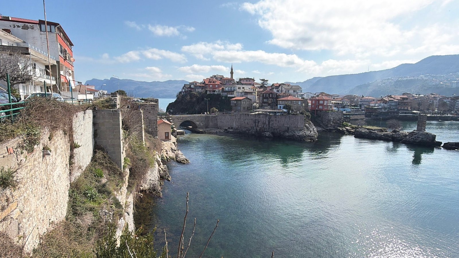 Ayhan ACAR/AMASRA (Bartın), (DHA)- BARTIN'ın 6 bin 600 nüfuslu tarihi
