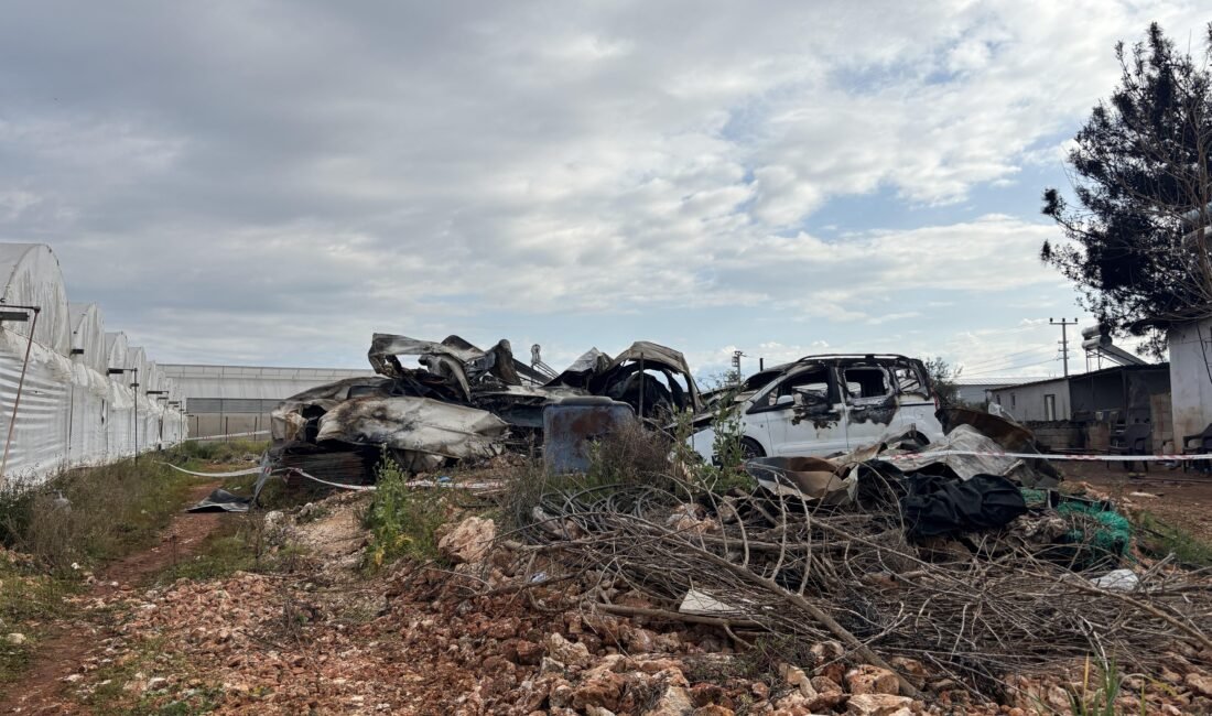 VALİ ŞAHİN: 3 KİŞİ GÖZALTINA ALINDI Antalya Valisi Hulusi Şahin,