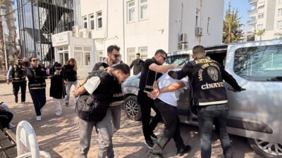 Adem AKALAN/ANTALYA, (DHA)-ANTALYA'da baharatçı dükkanı işleten Süleyman Miran'ın (52) silahlı
