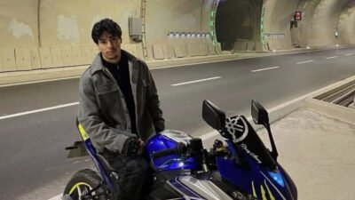 Adem AKALAN/ANTALYA, (DHA)-ANTALYA'da araba ile çarpışan motosikletin şoförü üniversiteli Deniz