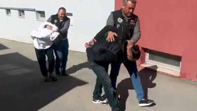 Anıl ATAR/ADANA, (DHA)- ADANA’da narkotik polisi durdurduğu hafif ticari araçta