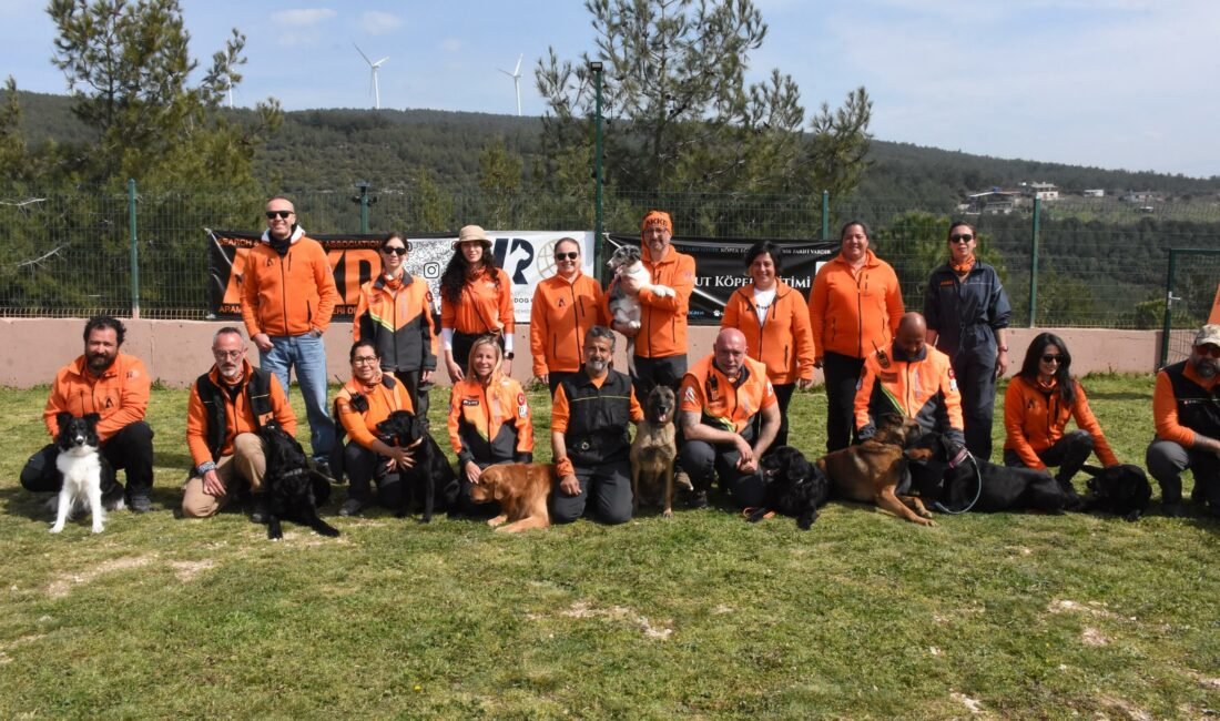 ‘Arama kurtarma köpeğinin yapabileceği işi hiçbir ekipman yapamaz’ Seza Işık ALPDÜNDAR/İZMİR, (DHA)- ARAMA Kurtarma Köpekleri Derneği (AKKD) Başkanı