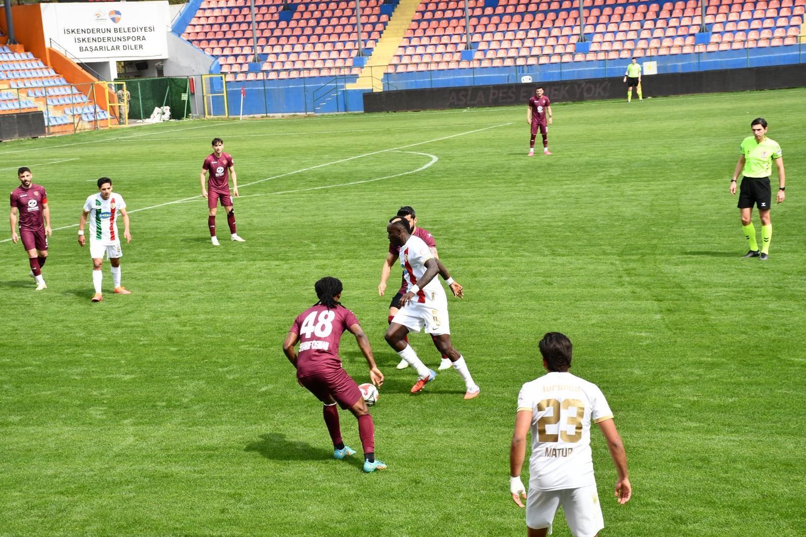 Ufuk AKTUĞ/HATAY, (DHA) – STAT: Sarıseki Fuat Tosyalı Spor Kompleksi