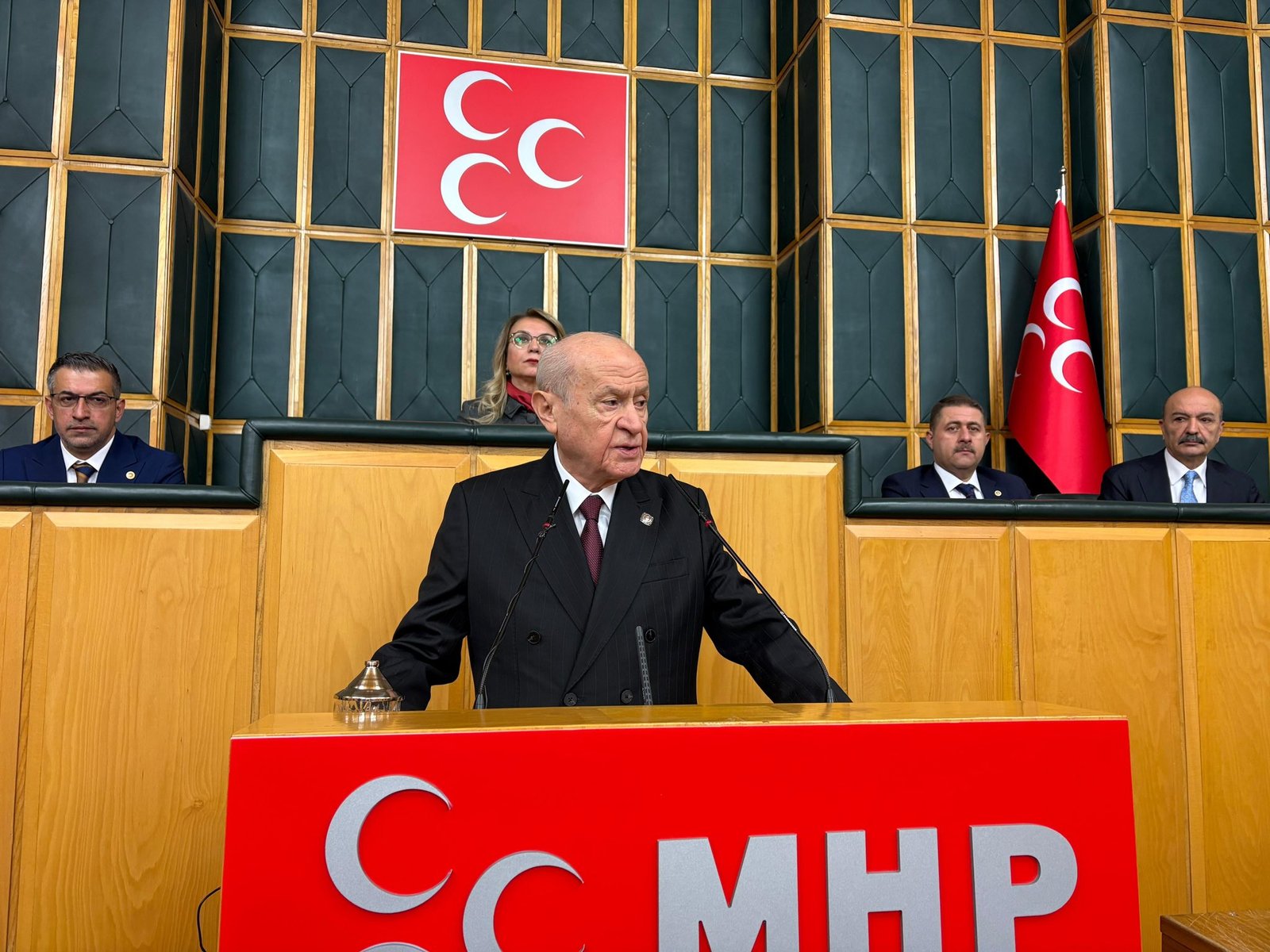 ANKARA, (DHA)- MHP Genel Başkanı Devlet Bahçeli, "Hasımlığıyla, hedefinde Türkiye