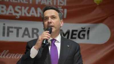 İFTAR PROGRAMINA KATILDI Enerji ve Tabii Kaynaklar Bakanı Alparslan Bayraktar,