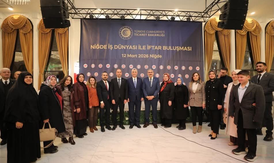 ‘TÜRKİYE, DÜNYA ARENASINDA KURUCU ÜLKELERDEN BİRİ KONUMUNDA’ Ticaret Bakanı Ömer