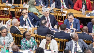 İSTANBUL, (DHA) - TİCARET Bakanı Ömer Bolat, Kamerun’un başkenti Yaounde’de