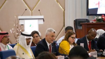 İSTANBUL, (DHA) - TİCARET Bakanı Ömer Bolat, Kamerun’un başkenti Yaounde’de