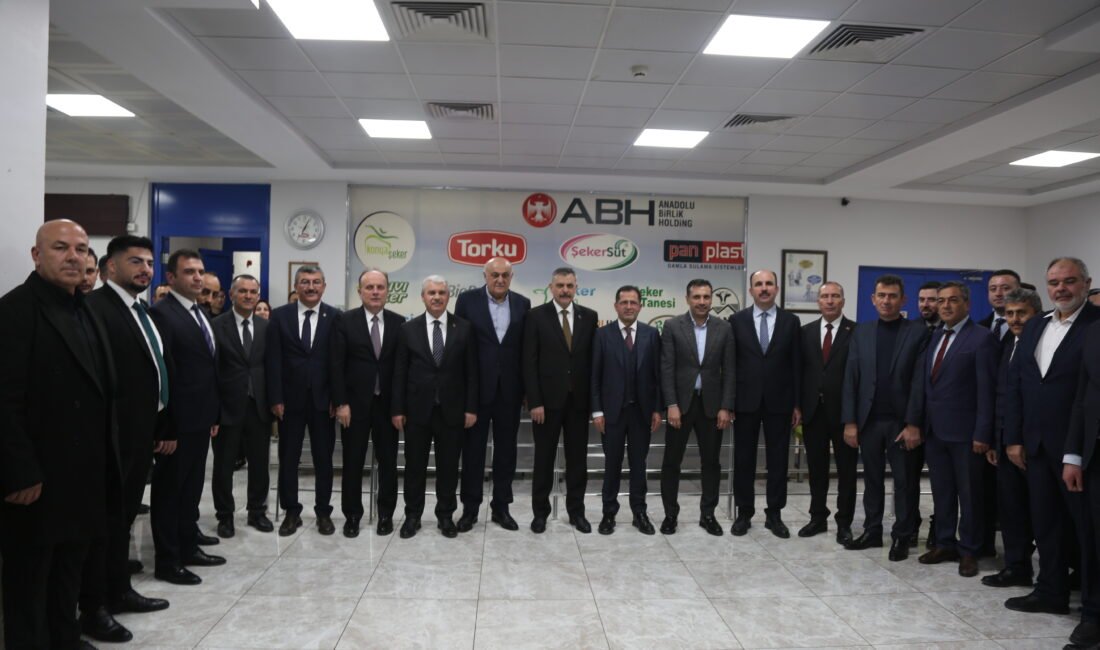 KONYA, (DHA)- İÇİŞLERİ Bakanı Mustafa Çiftçi, Çumra Şeker Fabrikası’nda PANKOBİRLİK