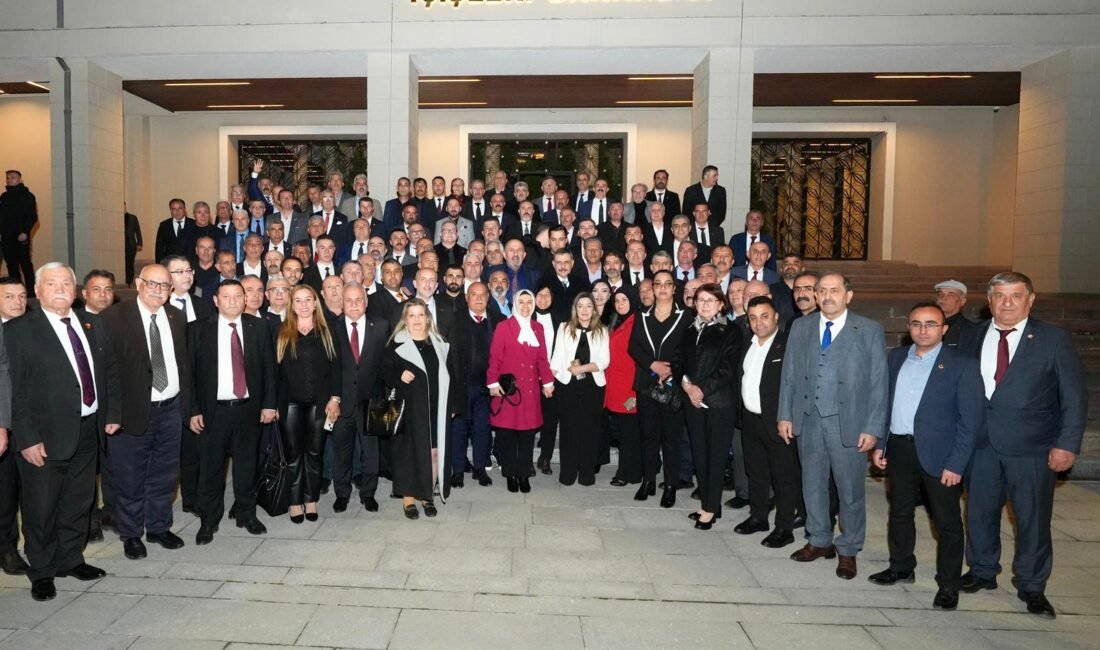 Bakan Çiftçi: Ülkemizin önünde önemli hedefler bulunmaktadır Kadircan GÜLER/ANKARA,(DHA)- İÇİŞLERİ Bakanı Mustafa Çiftçi , “Bugün ülkemizin önünde