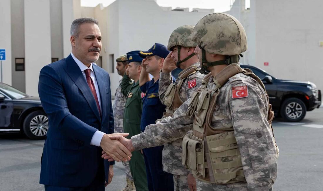 Bakan Fidan, Katar-Türk Birleşik Müşterek Kuvvet Komutanlığı Karargahı’nı ziyaret etti KATAR, (DHA) - DIŞİŞLERİ Bakanı Hakan Fidan, Katar temasları kapsamında