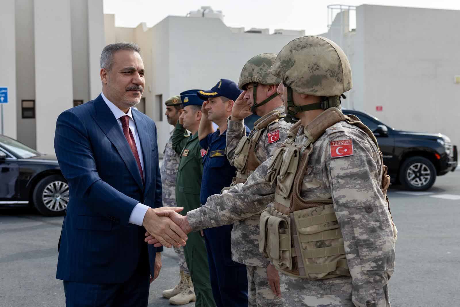 KATAR, (DHA) - DIŞİŞLERİ Bakanı Hakan Fidan, Katar temasları kapsamında