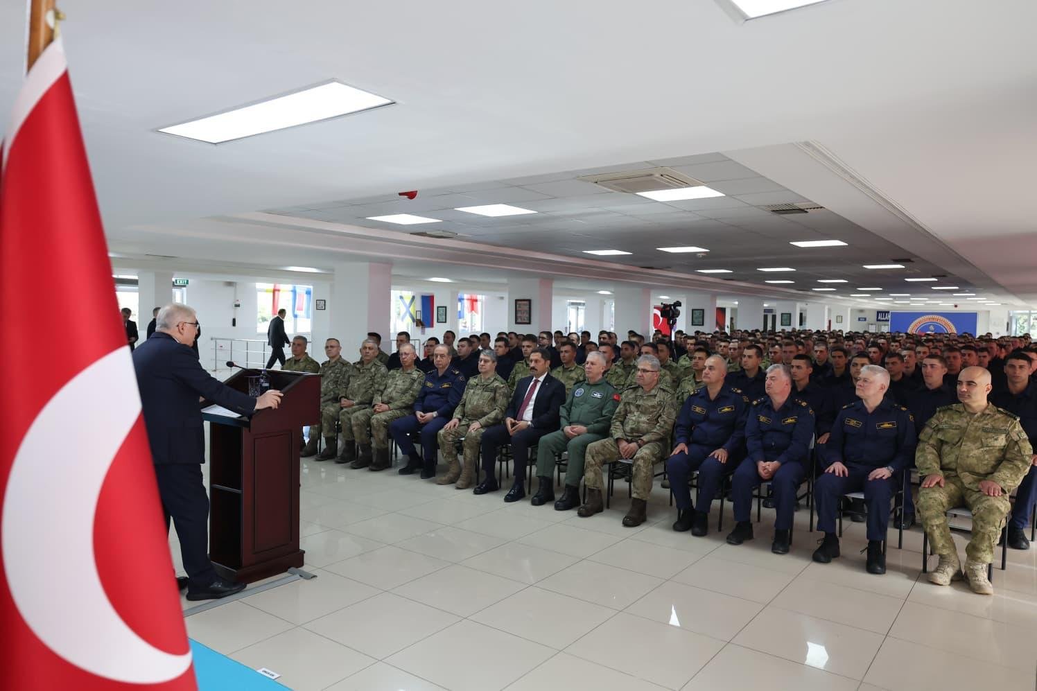 Ruken KADIOĞLU/ANKARA, (DHA)-MİLLİ Savunma Bakanı Yaşar Güler, "Nihai hedefimiz; terörün