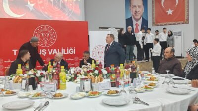 ŞEHİT AİLELERİ VE GAZİLERLE İFTAR Milli Savunma Bakanı Yaşar Güler,