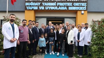 ORTEZ-PROTEZ MERKEZİNİ GEZDİ Çalışma ve Sosyal Güvenlik Bakanı Vedat Işıkhan,