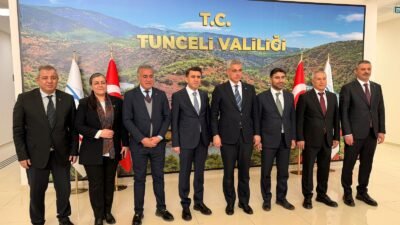 BAKAN MEMİŞOĞLU, TUNCELİ’DE Sağlık Bakanı Kemal Memişoğlu, Elazığ’daki temaslarının ardından