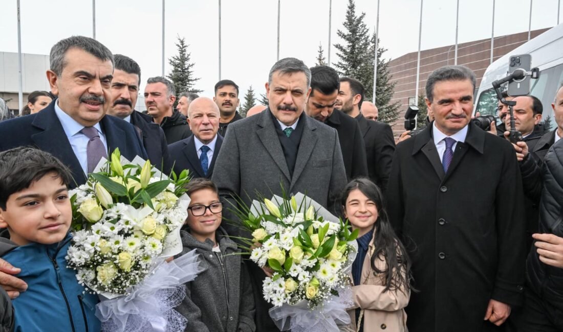 Salih TEKİN/ ERZURUM, (DHA)- MİLLİ Eğitim Bakanı Yusuf Tekin, CHP'yi
