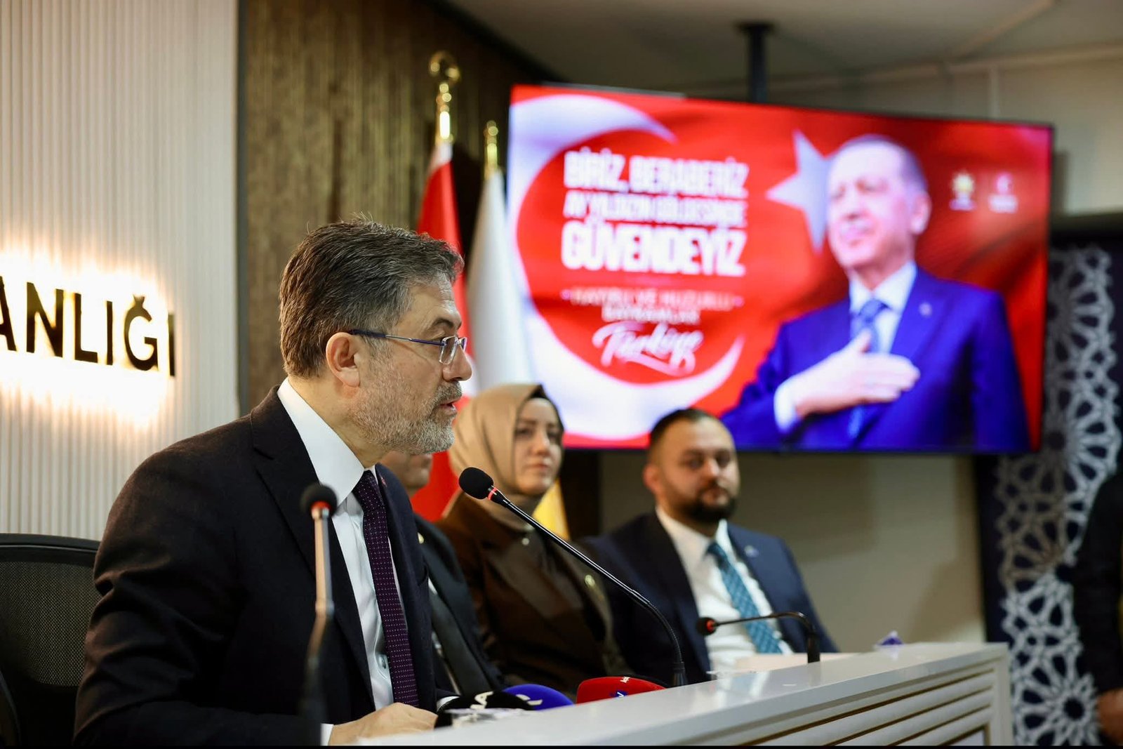 'TÜRKİYE YÜZYILI HEDEFLERİMİZE YÜRÜMEYE DEVAM EDİYORUZ Tarım ve Orman Bakanı