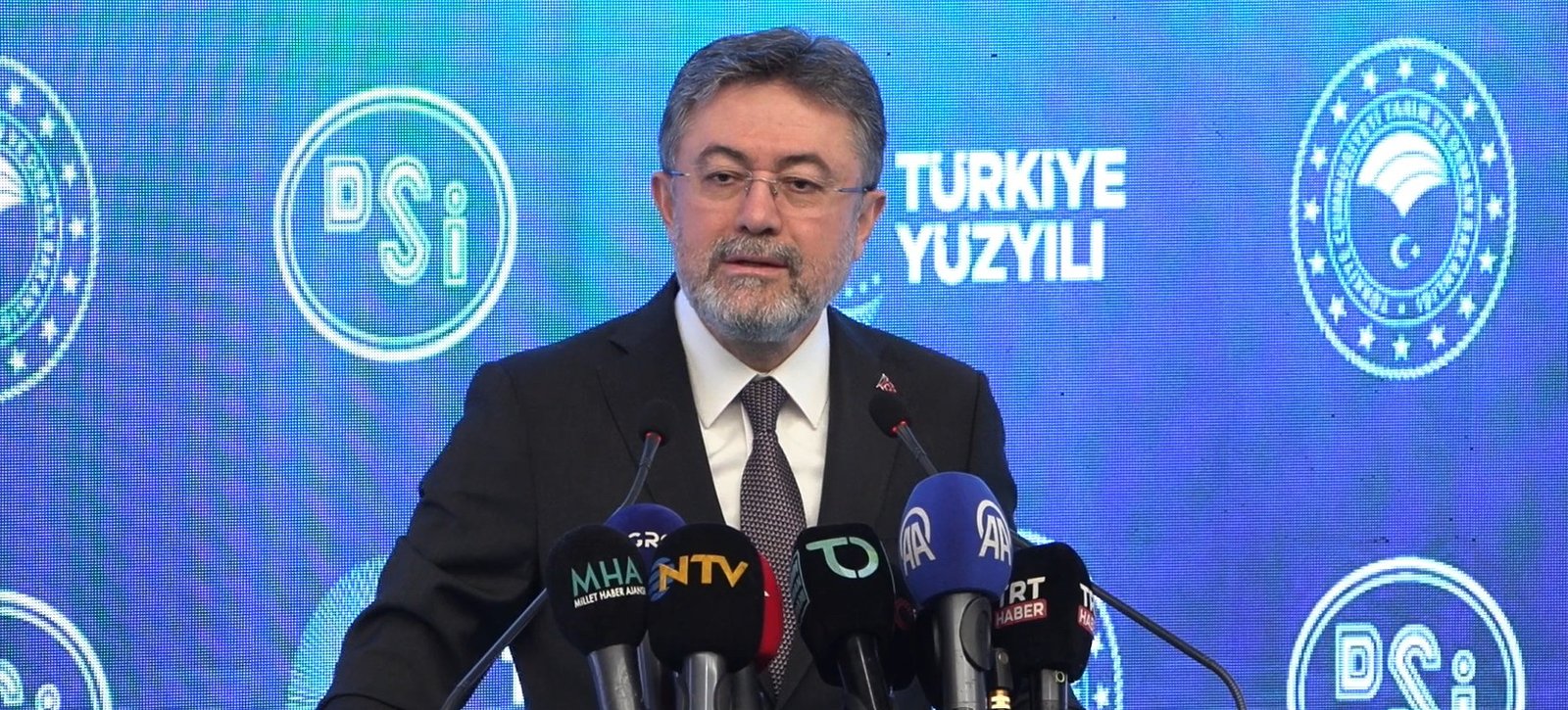 Gizem CENGİL-Canberk ÖZTÜRK/ANKARA, (DHA)- TARIM ve Orman Bakanı İbrahim Yumaklı,