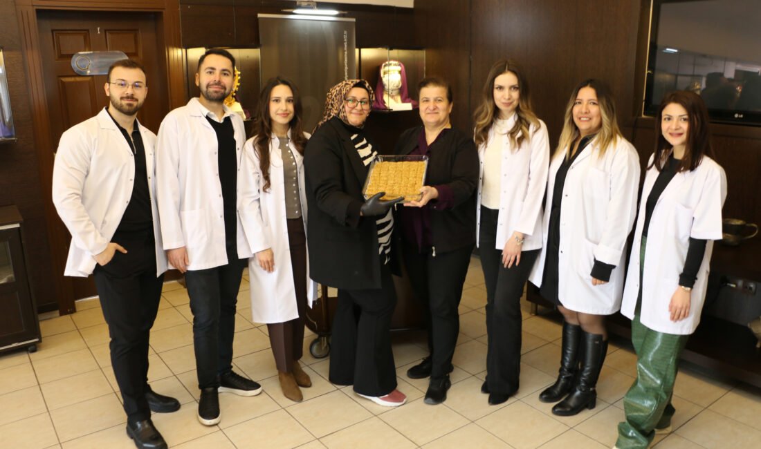 Aysu DURSUN/ANTALYA, (DHA)- ANTALYA Olgunlaşma Enstitüsü'nde uygulamalı hazırlanan Selçuklu Dönemi'ne