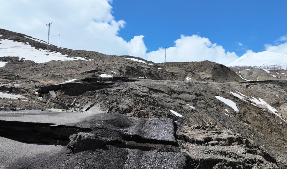 Aziz ÖNAL/BİNGÖL, (DHA)- BİNGÖL'de etkili olan sağanak sonrası merkeze bağlı