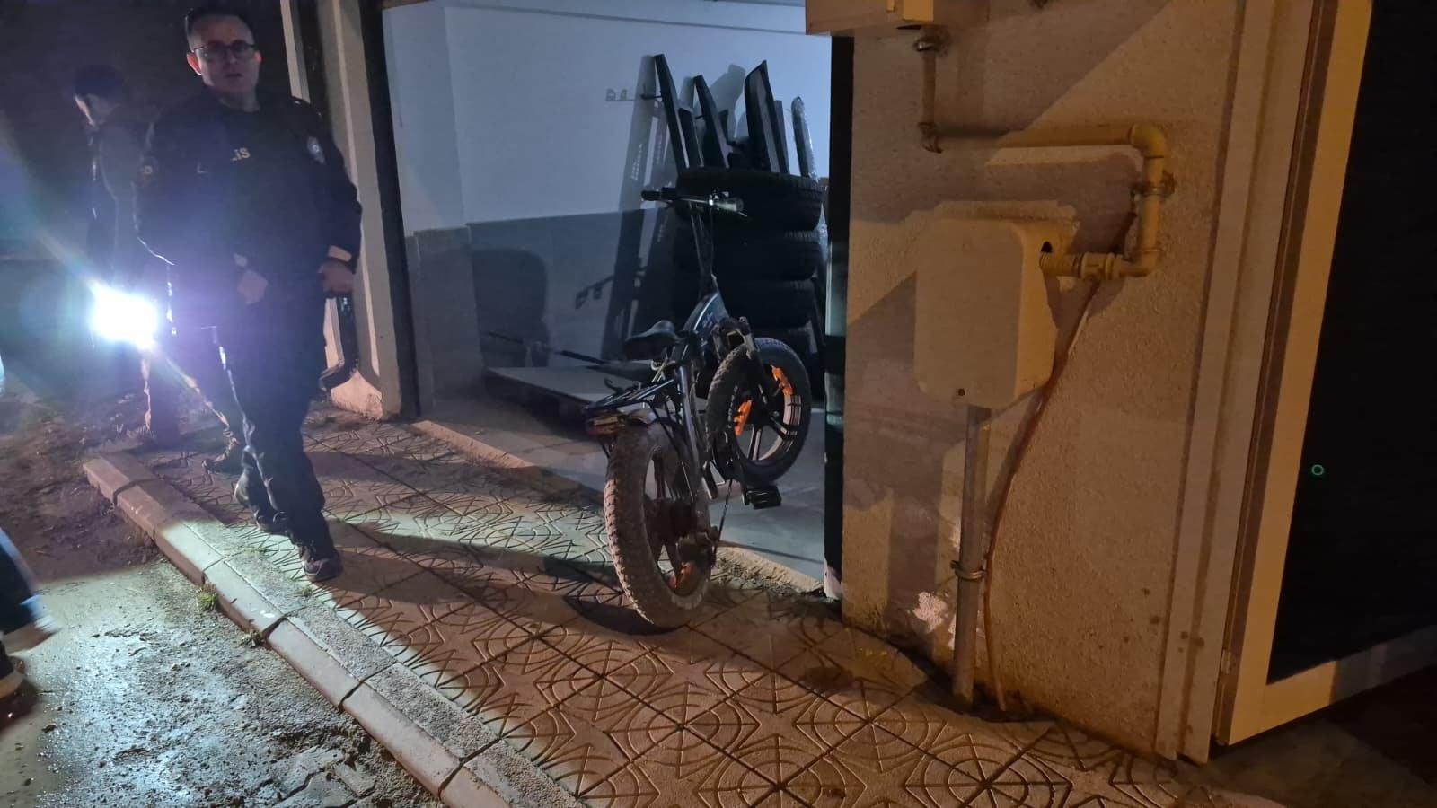 Batuhan KILIÇ/ ESKİŞEHİR, (DHA)- ESKİŞEHİR’de bisikletten düşen ve gidonu göğsüne