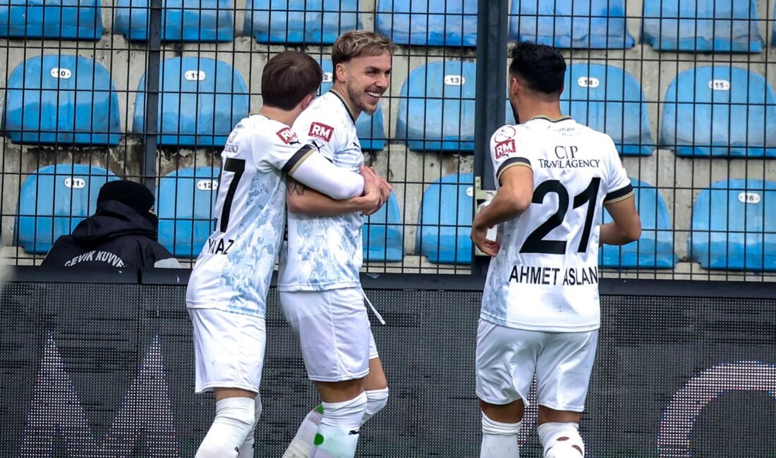 Bodrum FK uygun adım Play-Off’a BODRUM, (DHA)- SÜPER Lig'de geçen yıl tek sezonluk mücadele sonrası