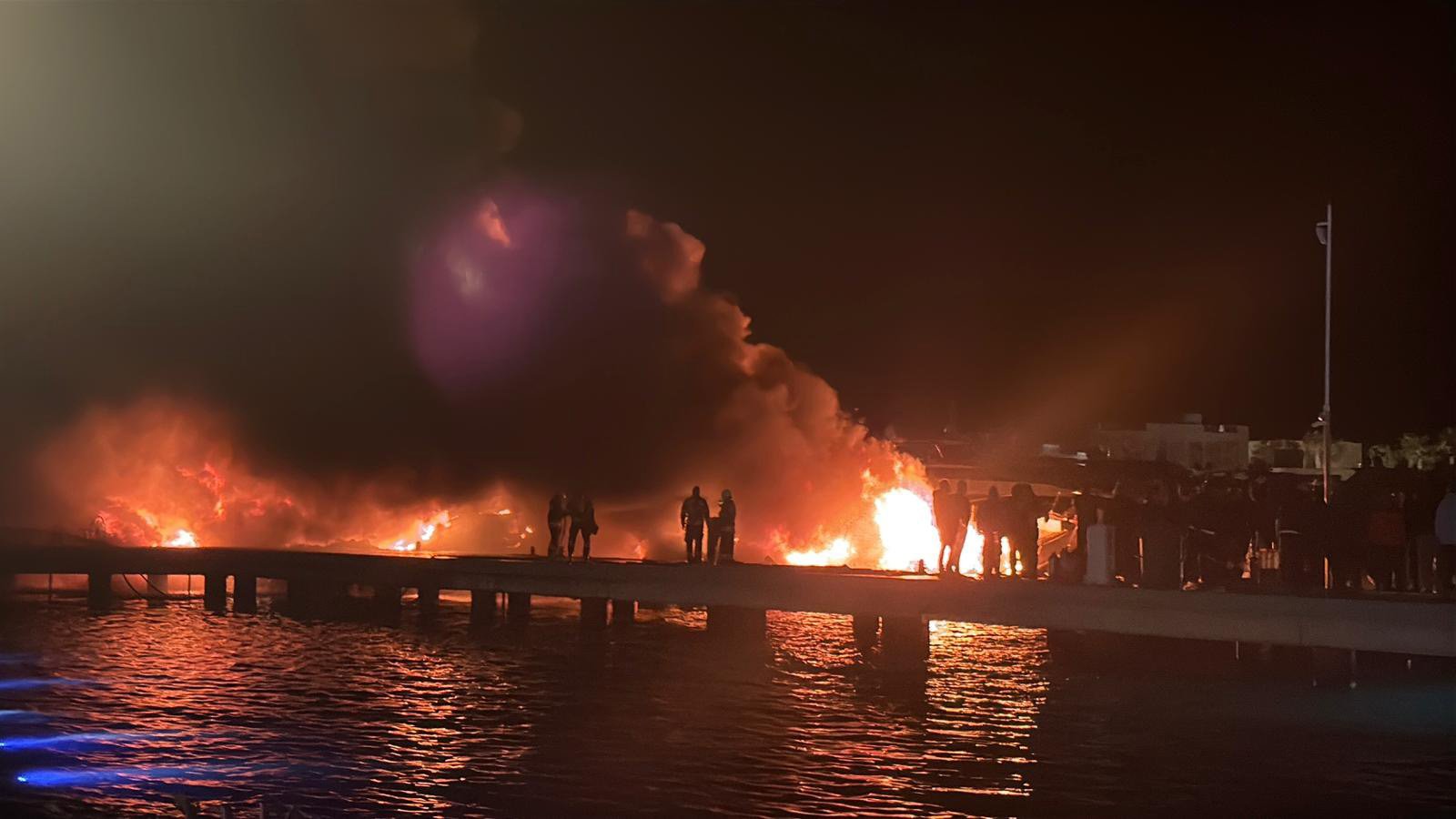 Fırat AKAY/BODRUM (Muğla), (DHA)- MUĞLA’nın Bodrum ilçesindeki bir marinada bağlı