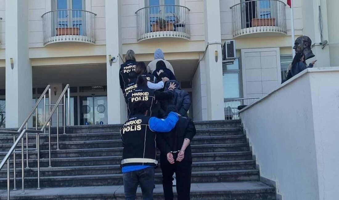 Fırat AKAY/BODRUM(Muğla), (DHA)- MUĞLA'nın Bodrum ilçesinde polisin düzenlediği operasyonda farklı