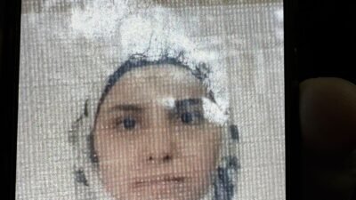 Soner AYDIN/ MERSİN, (DHA)- MERSİN'de 2 çocuk annesi boşanma aşamasında