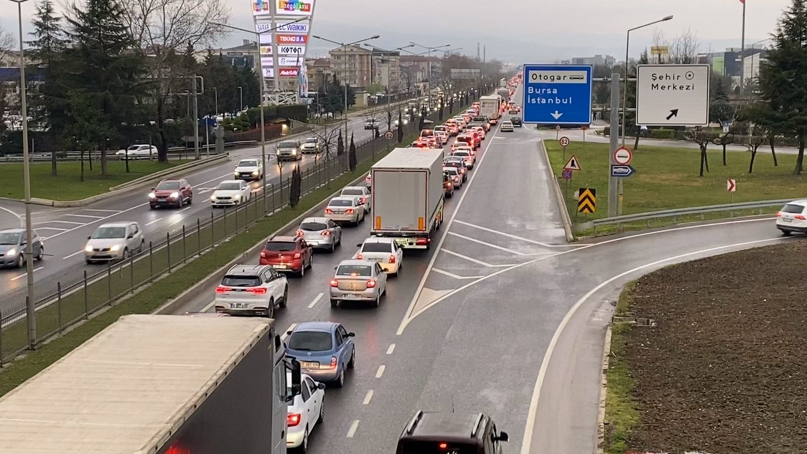 Yavuz YILMAZ/ İNEGÖL (Bursa), (DHA)- RAMAZAN Bayramı'nın 3’üncü gününde Marmara