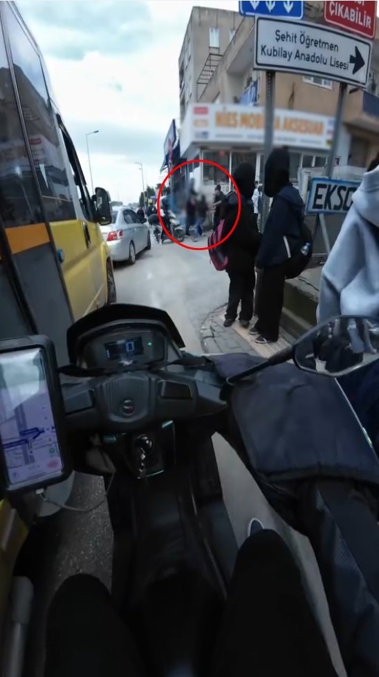 Yiğithan HÜYÜK/BURSA, (DHA)- BURSA’da, ‘yan bakma’ kavgasında Ahmet K.’yi (22)