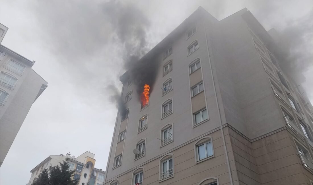 Yavuz YILMAZ/İNEGÖL, (Bursa), (DHA)- BURSA’nın İnegöl ilçesinde, 8 katlı apartmanın