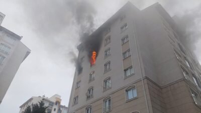Yavuz YILMAZ/İNEGÖL, (Bursa), (DHA)- BURSA’nın İnegöl ilçesinde, 8 katlı apartmanın