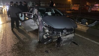 Yavuz YILMAZ/ İNEGÖL(Bursa), (DHA)- BURSA'nın İnegöl ilçesinde kontrolden çıkan otomobilin