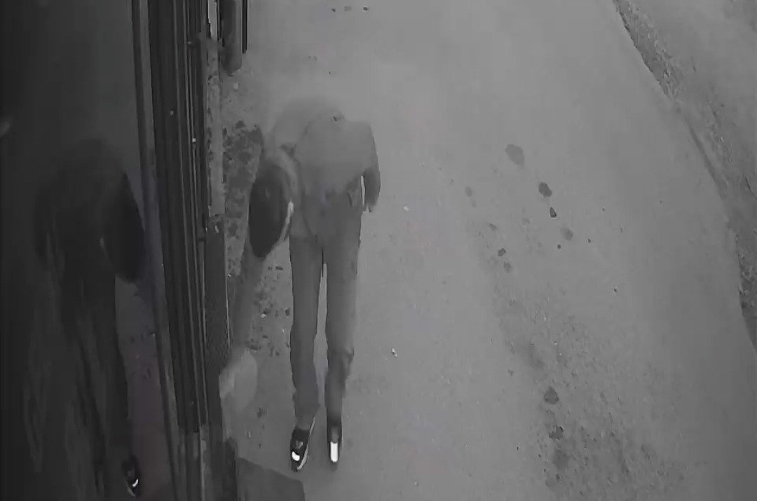 Barış YILMAZ/BURSA, (DHA)- BURSA’nın Nilüfer ilçesinde pizza zincirine ait 2