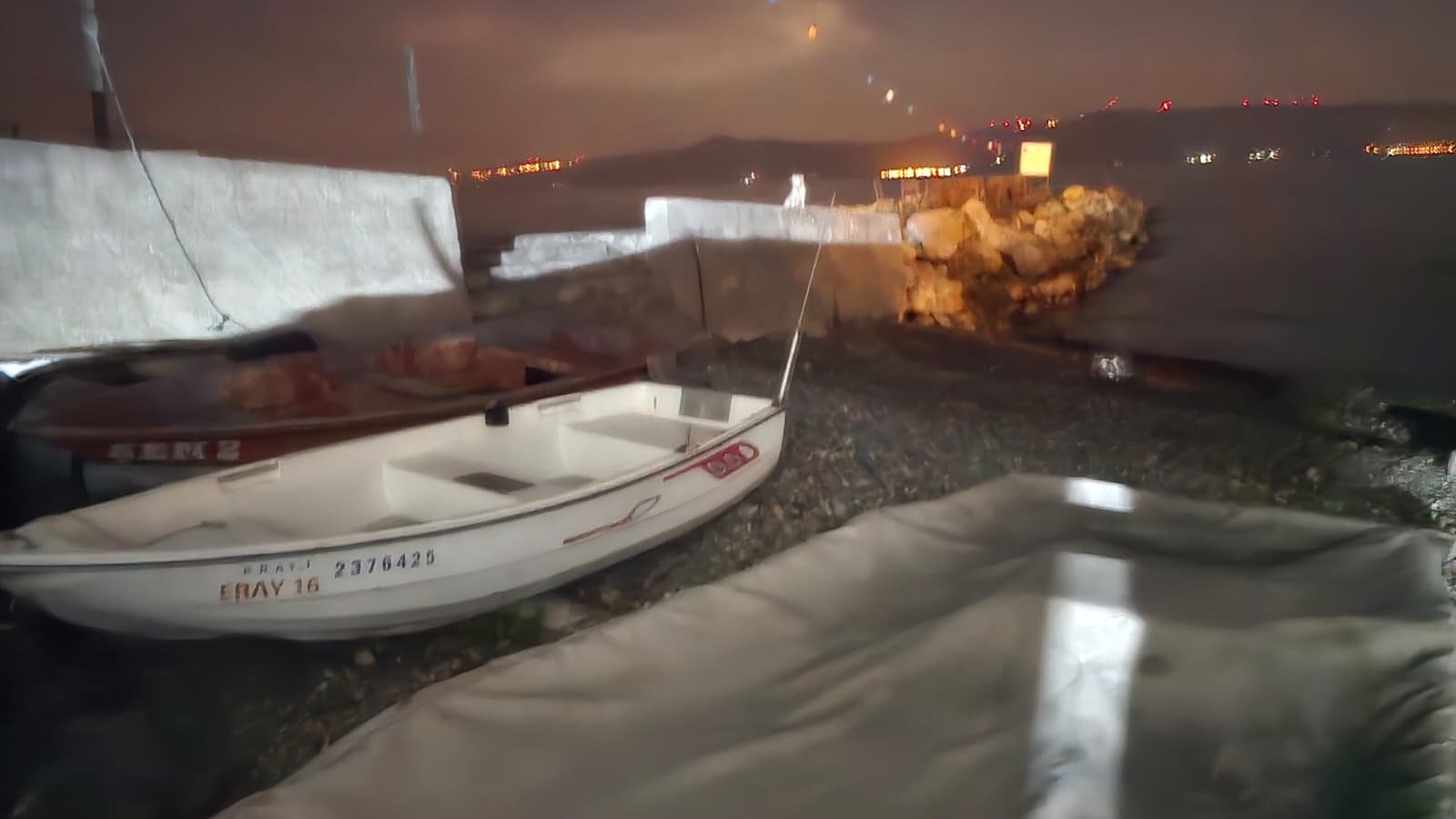 Özgül ATABEY/ MUDANYA(Bursa), (DHA)- BURSA’nın Mudanya ilçesinde balık tutmak için