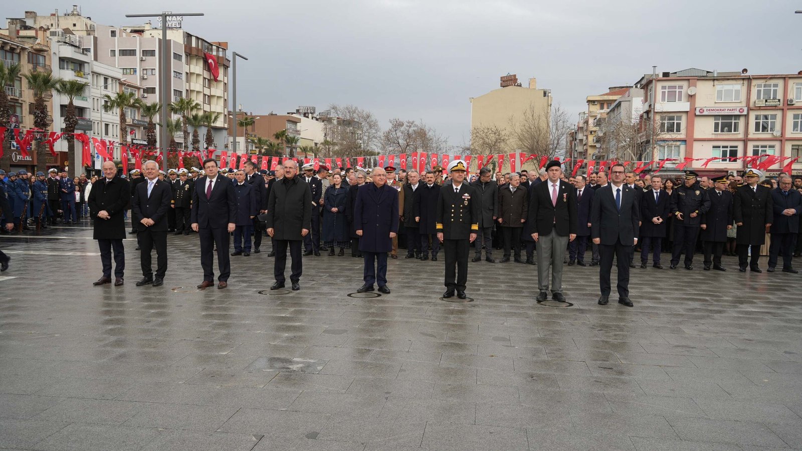 Nazif Cemhan ŞEN/ÇANAKKALE, (DHA)- ÇANAKKALE Deniz Zaferi'nin 111’inci yıl dönümü