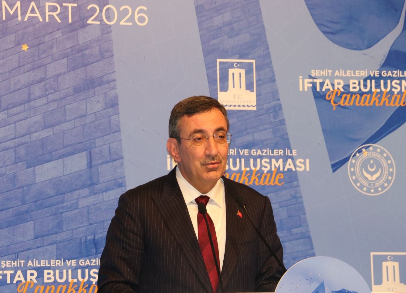 ŞEHİT AİLELERİ VE GAZİLER İÇİN İFTAR Çanakkale Deniz Zaferi'nin 111'inci