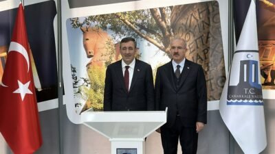 YILMAZ, ÇANAKKALE VALİLİĞİ'Nİ ZİYARET ETTİ 18 Mart Şehitleri Anma Günü