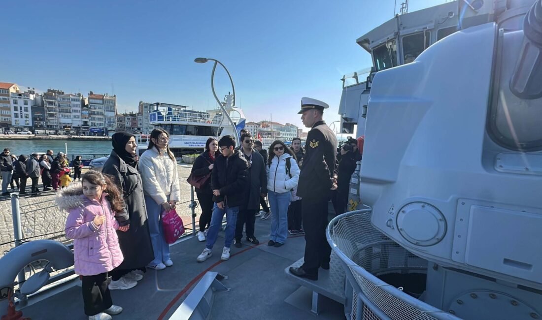 Nazif Cemhan ŞEN/ÇANAKKALE, (DHA)- ÇANAKKALE’de, 18 Mart Çanakkale Deniz Zaferi'nin